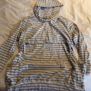 Striped Nursing Hoodie with pockets